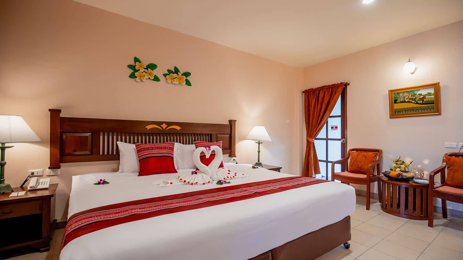 rooms-superior-room