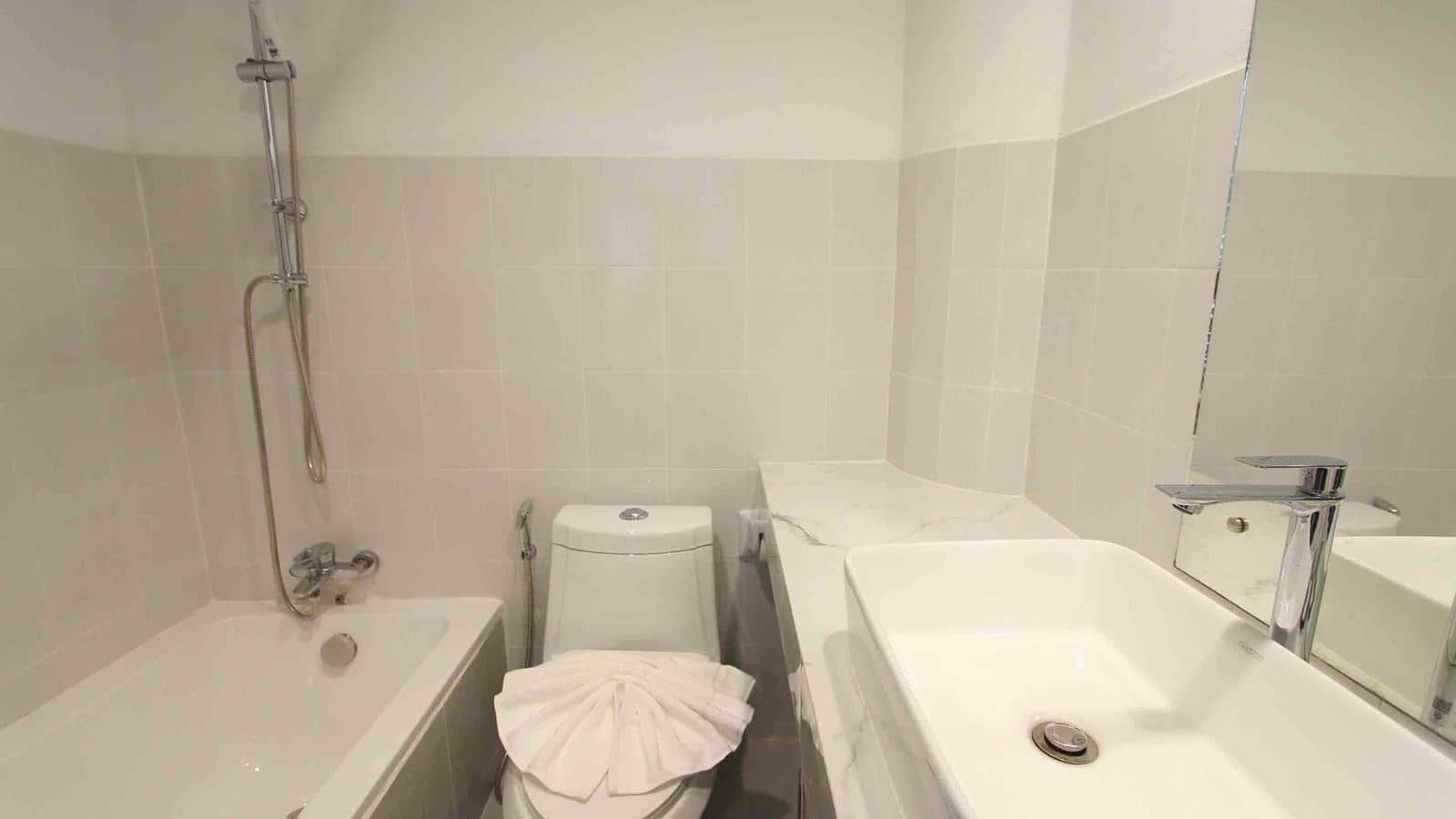 rooms-deluxe-room
