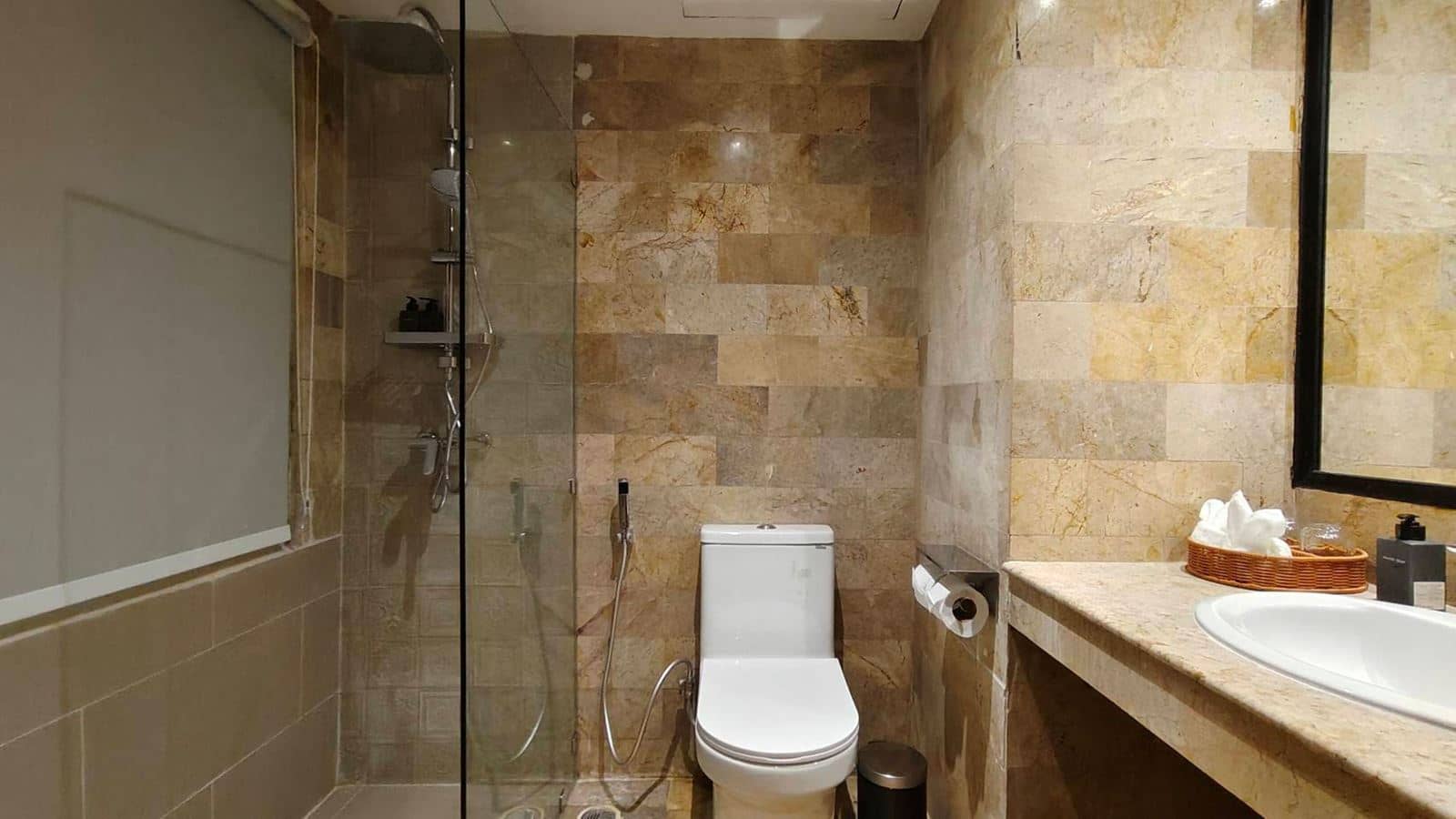 rooms-superior-room