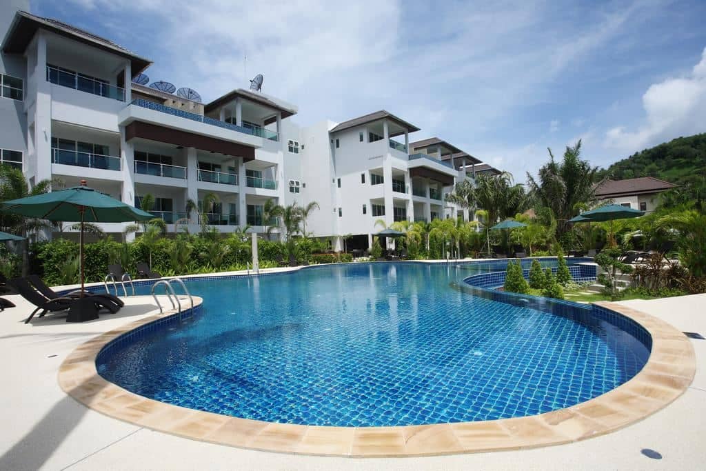pools-outdoor-pool