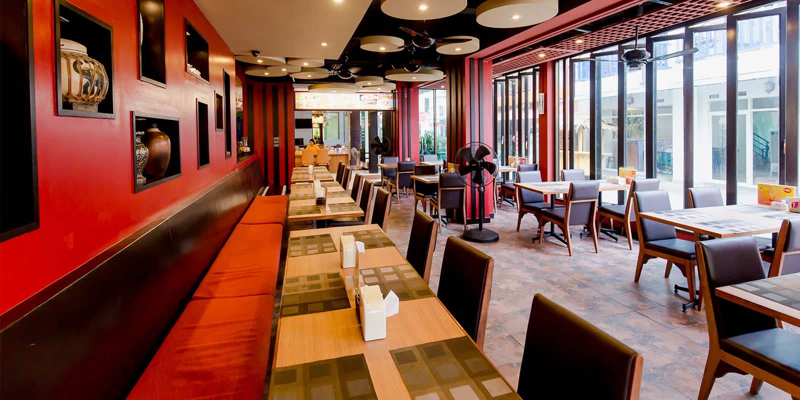 restaurants-restaurant-red-peppers