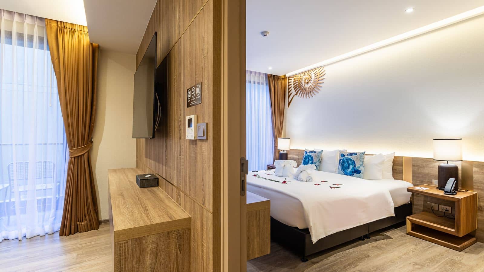 rooms-one-bedroom-suite