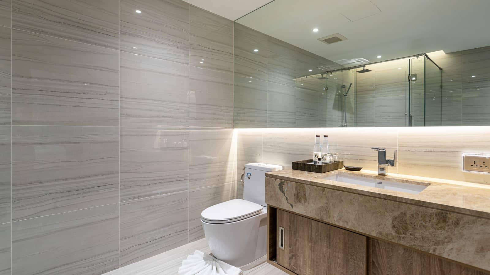 rooms-one-bedroom-suite