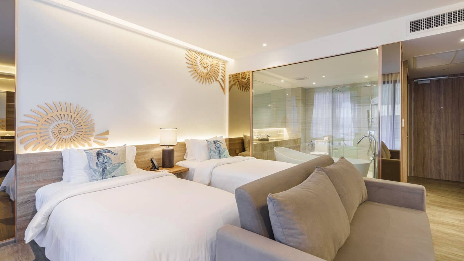 rooms-deluxe-2-nd-child-share-bed