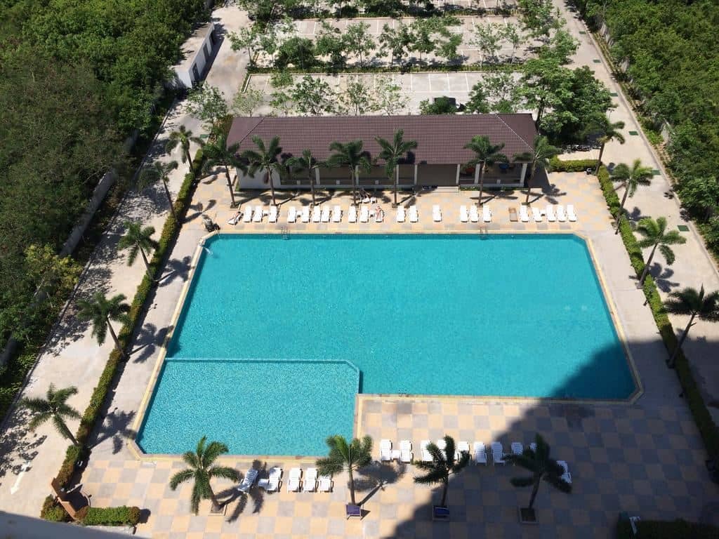 pools-outdoor-pool