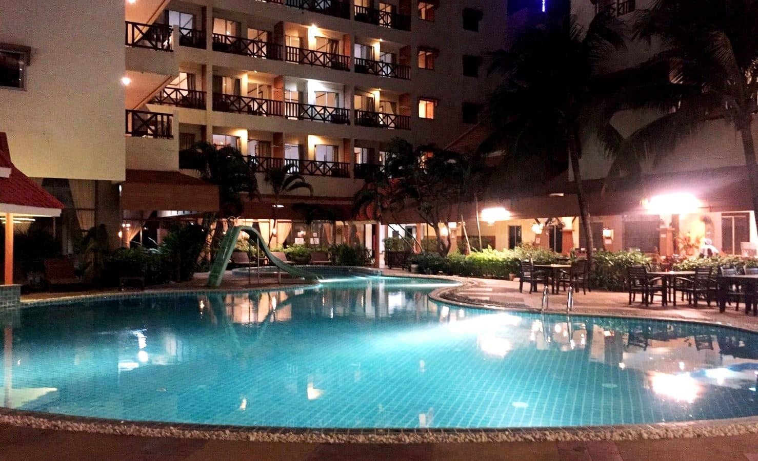 pools-outdoor-pool