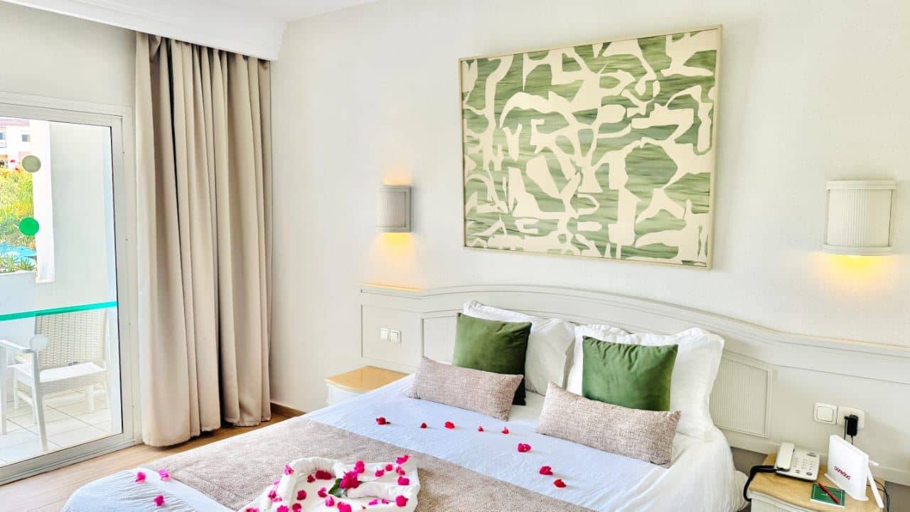 rooms-single-room