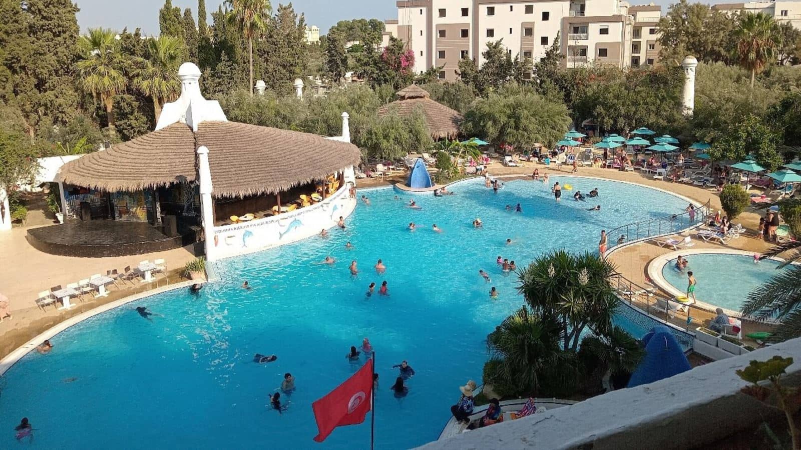 pools-outdoor-pool