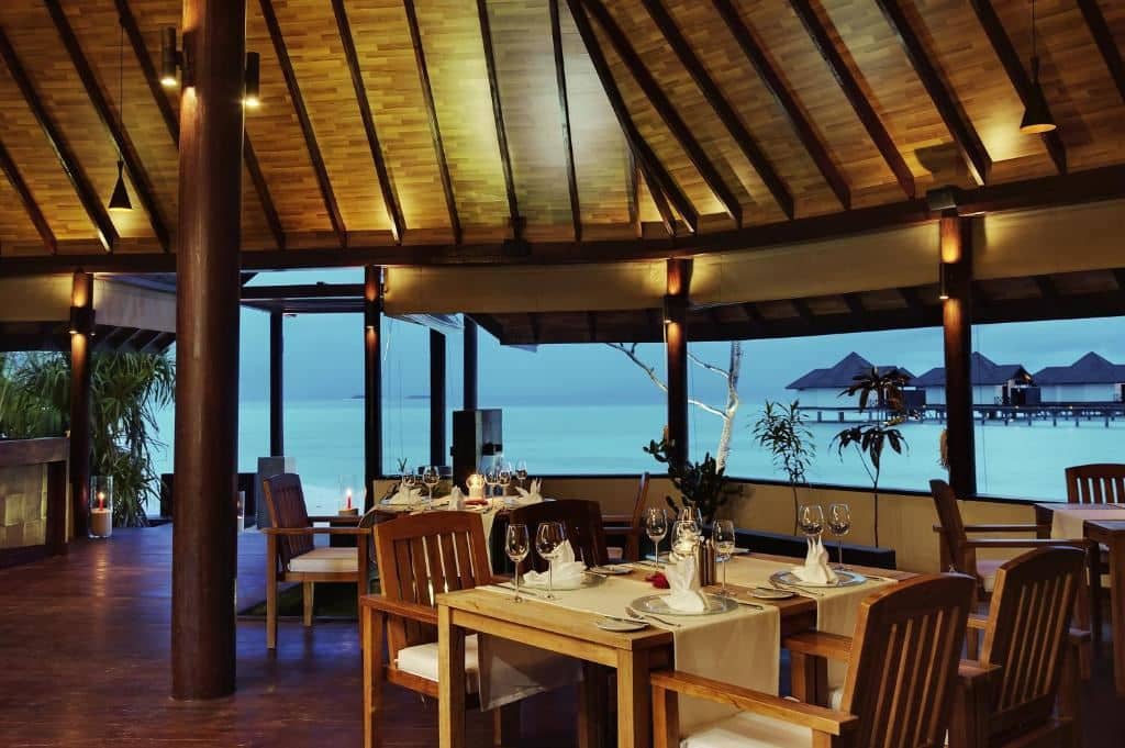 restaurants-restaurants