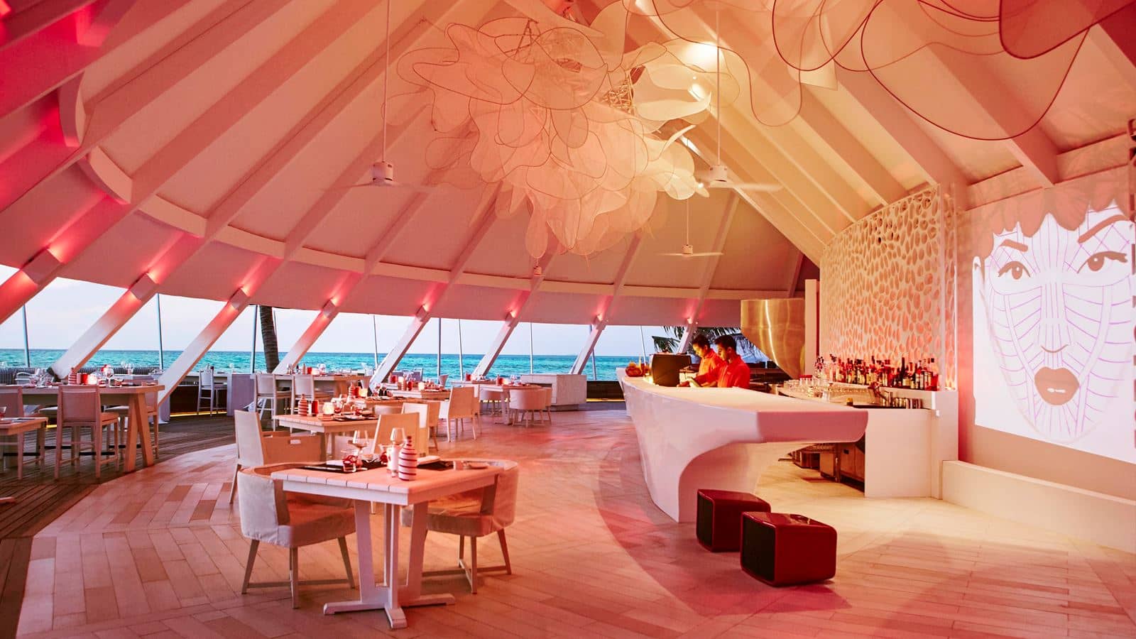 restaurants-beach-rouge