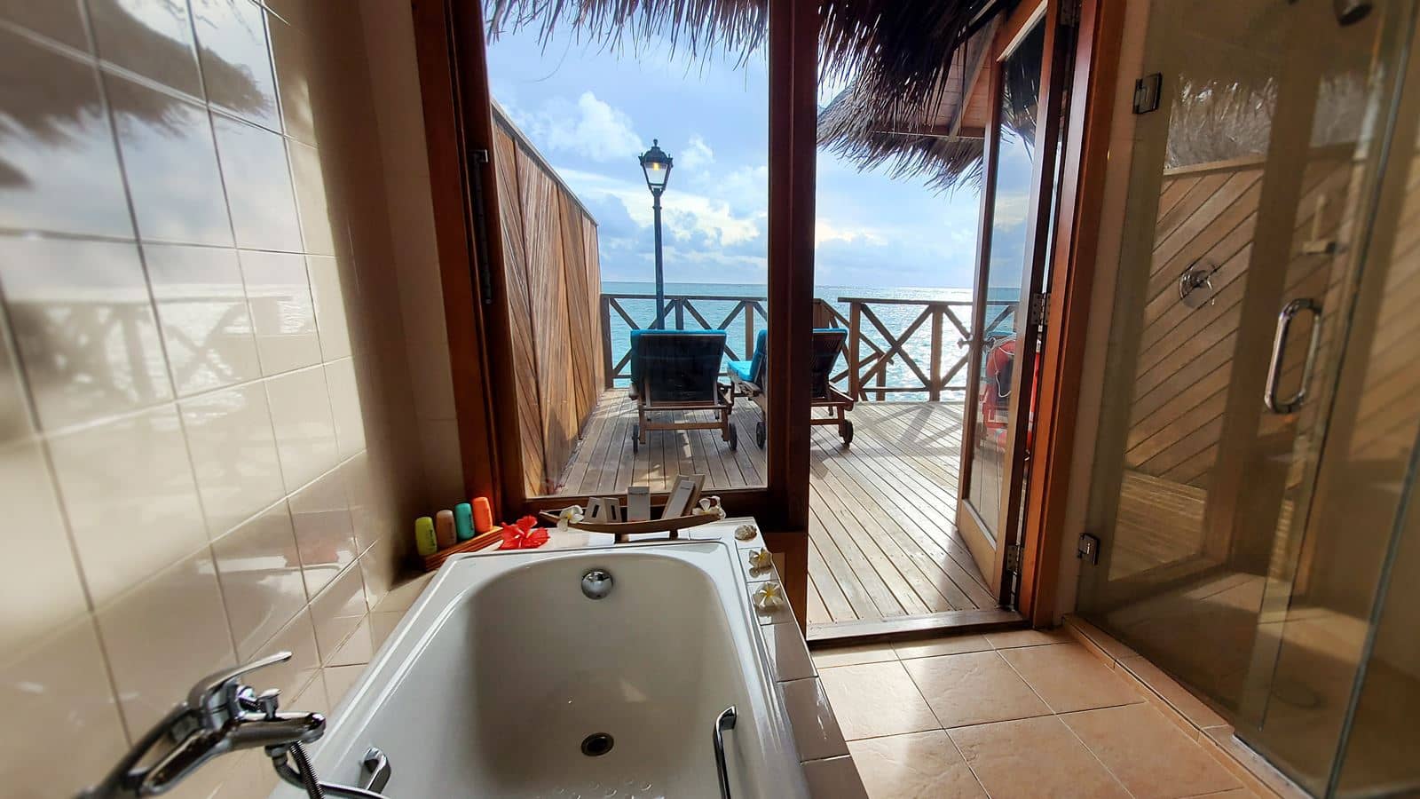 rooms-water-villa