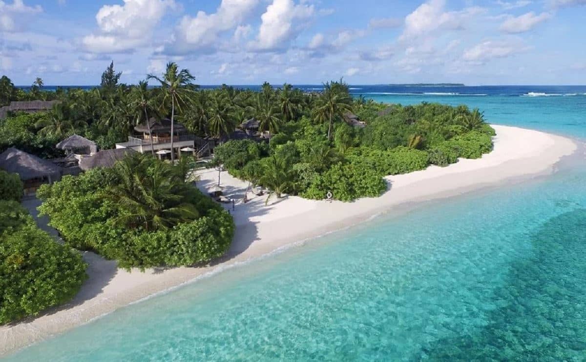 rooms-2-bedroom-ocean-beach-villa
