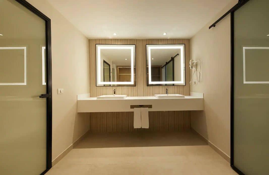rooms-2-bedroom-family-suite