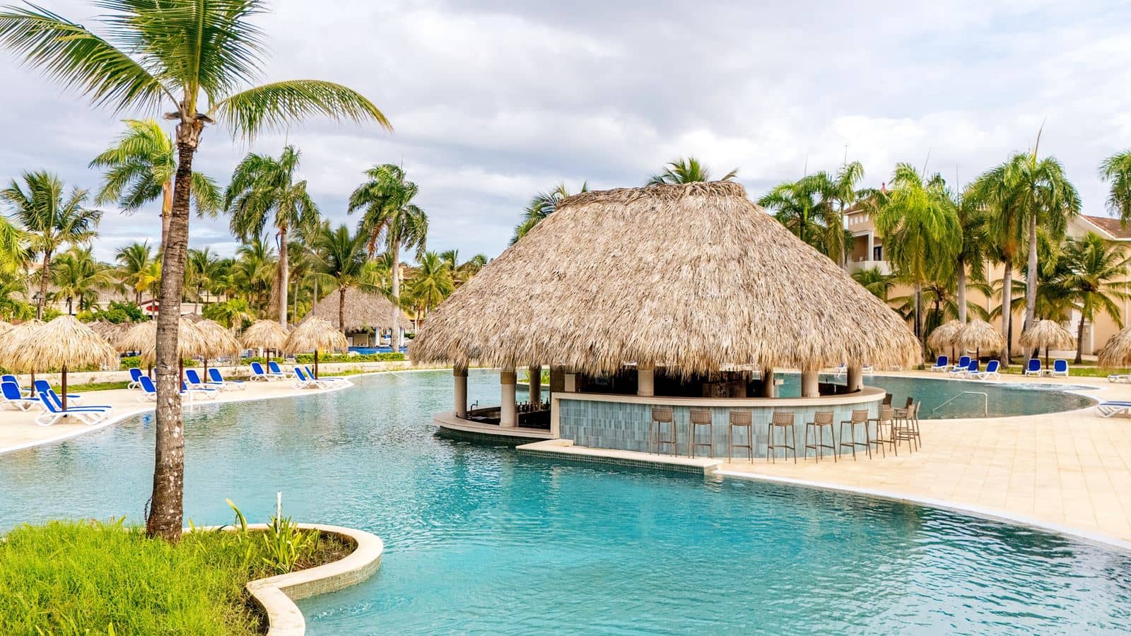 bars-piscina-pool-bar