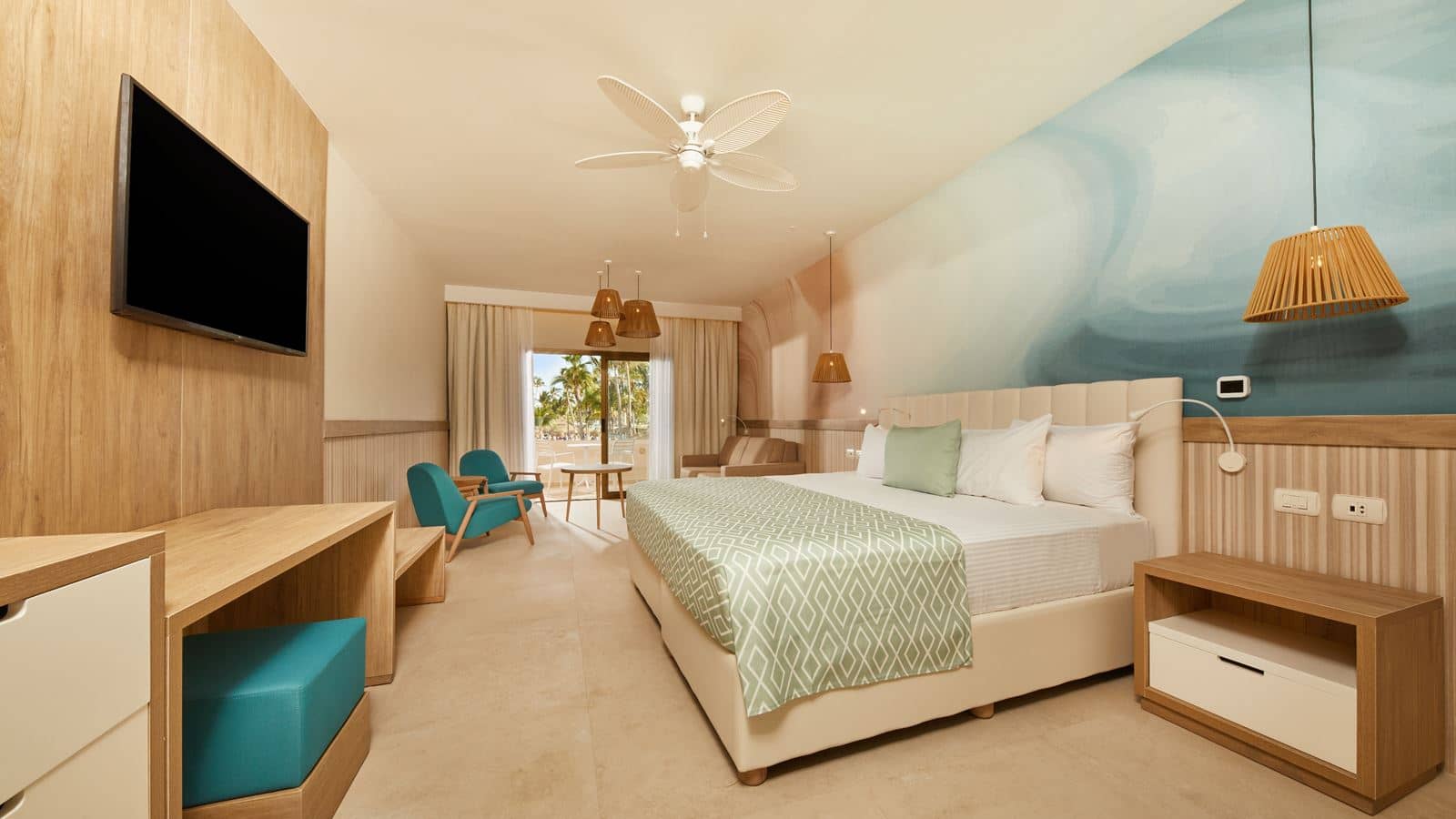 rooms-1-king-or-2-double-beds-deluxe-junior-suite
