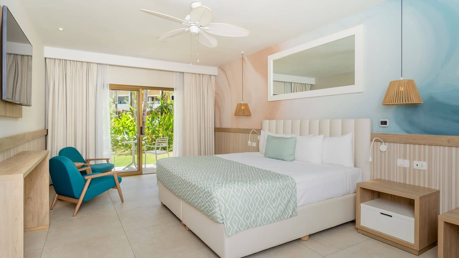 rooms-2-bedroom-family-suite