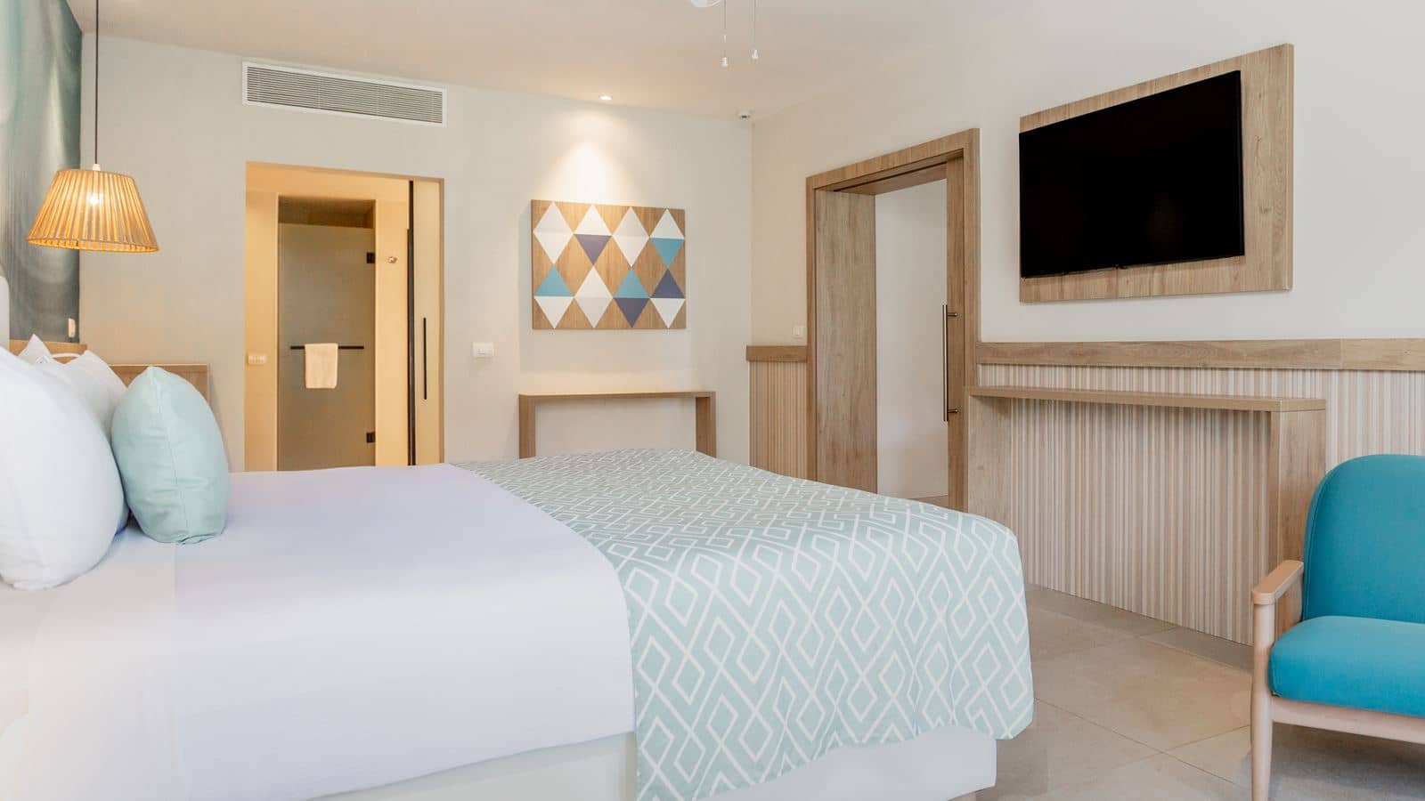 rooms-2-bedroom-family-suite