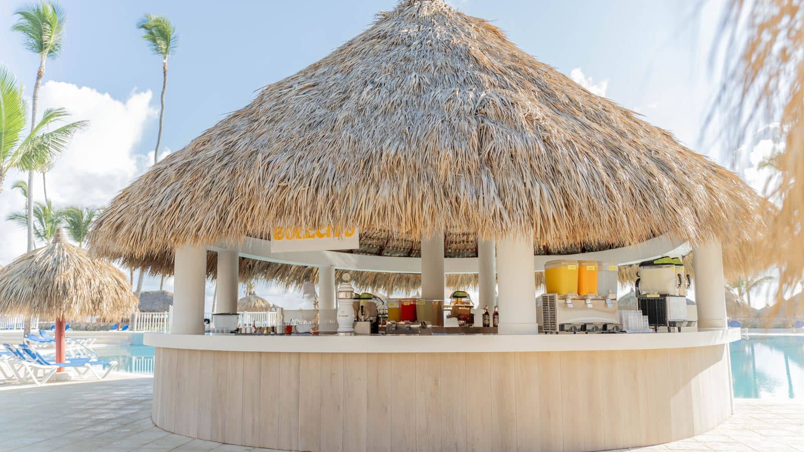 bars-piscina-pool-bar