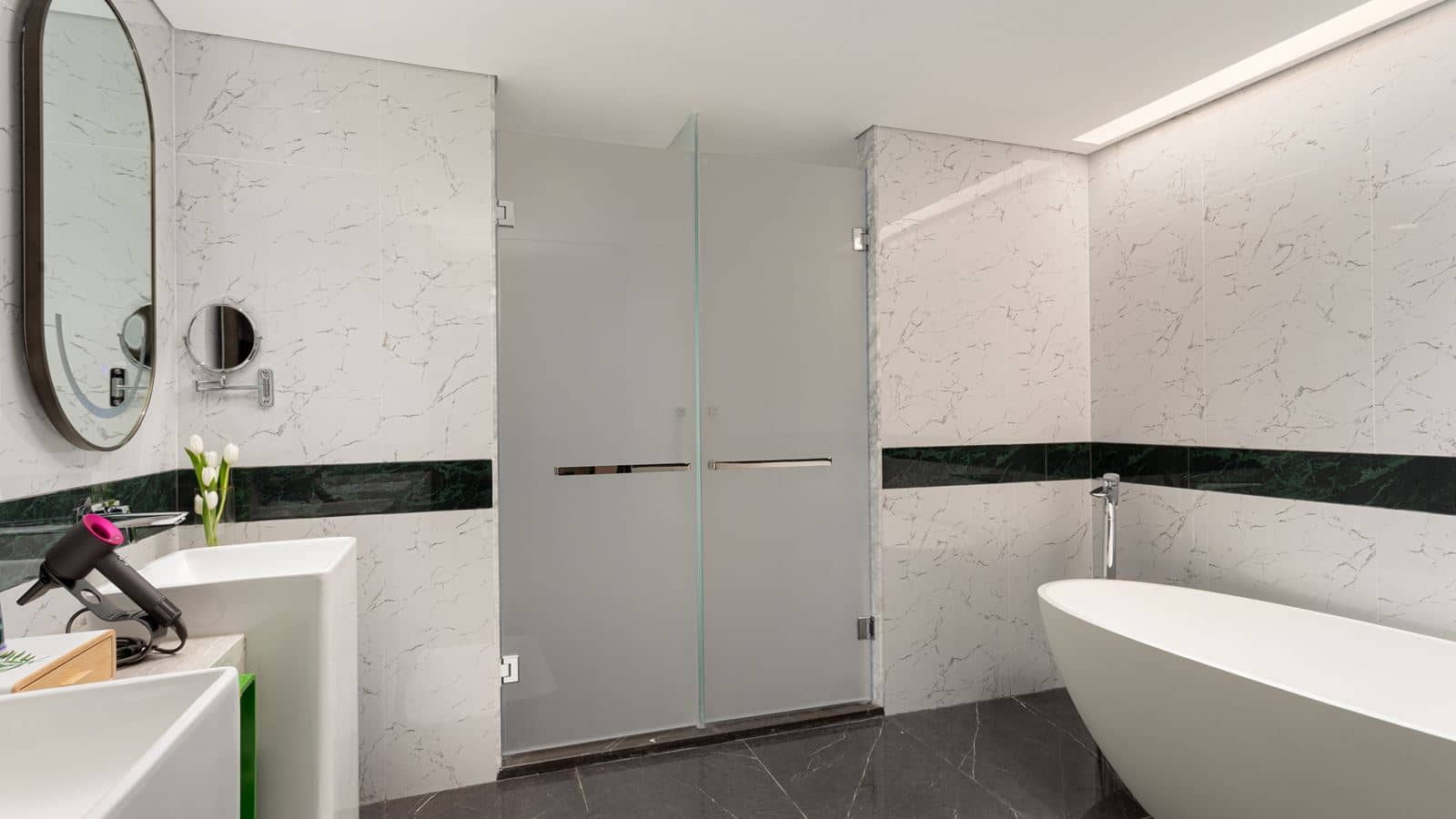 rooms-sigel-bed-room-suite