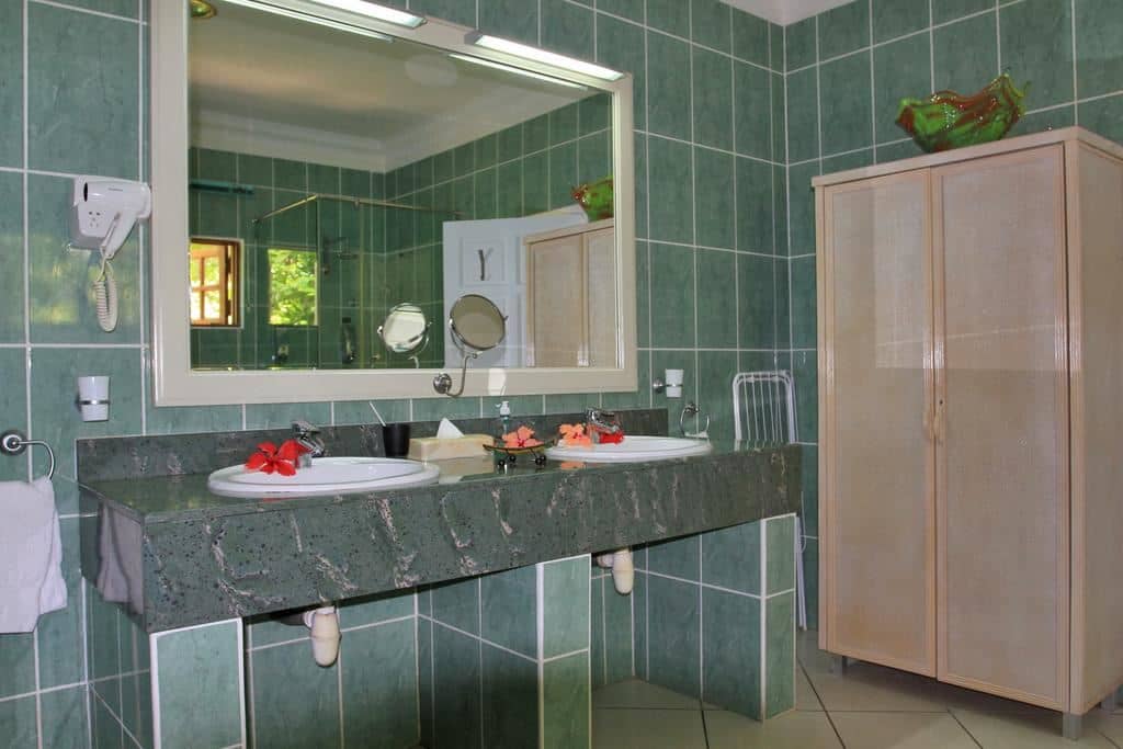 rooms-standard-room