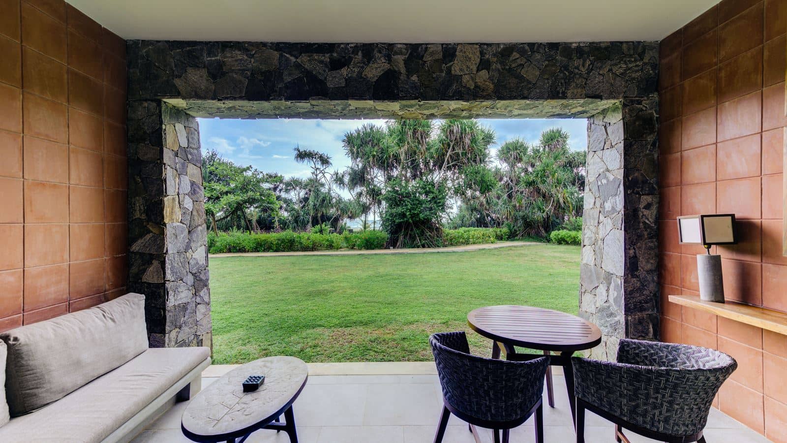 rooms-luxury-beach-access