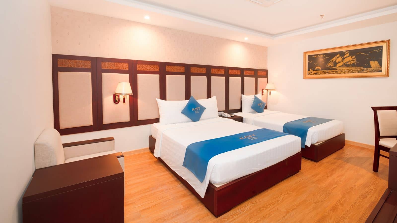 rooms-superior-room