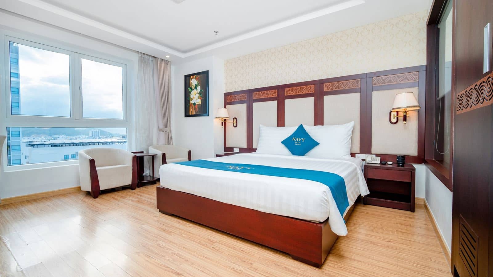 rooms-deluxe-city-view