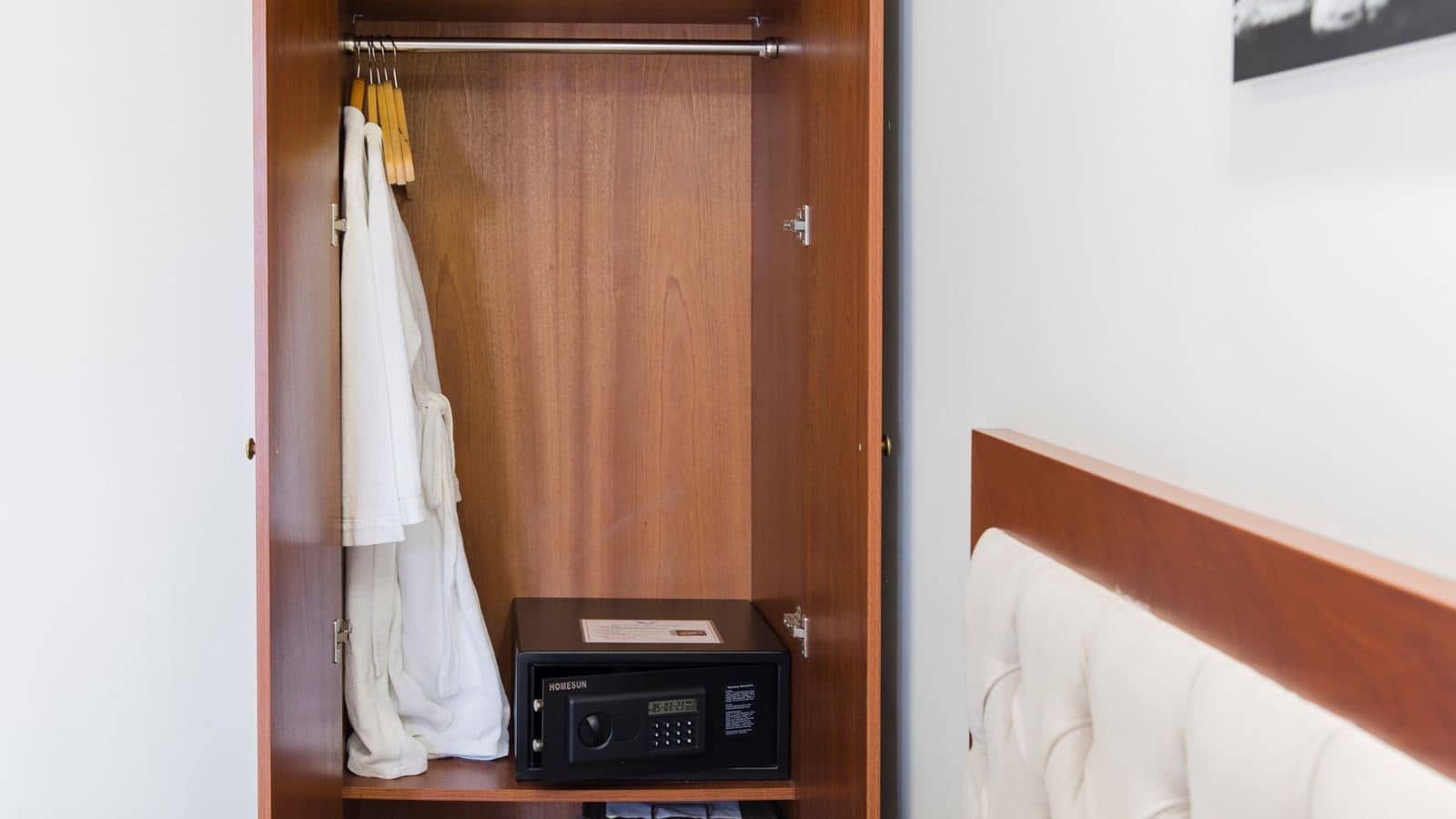 rooms-deluxe-sea-view-child-without-extra-bed