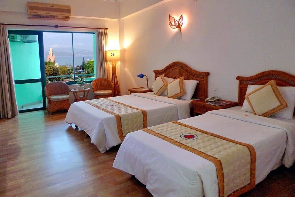 rooms-standard-room