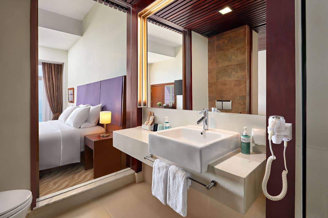 rooms-superior-oceanview-room