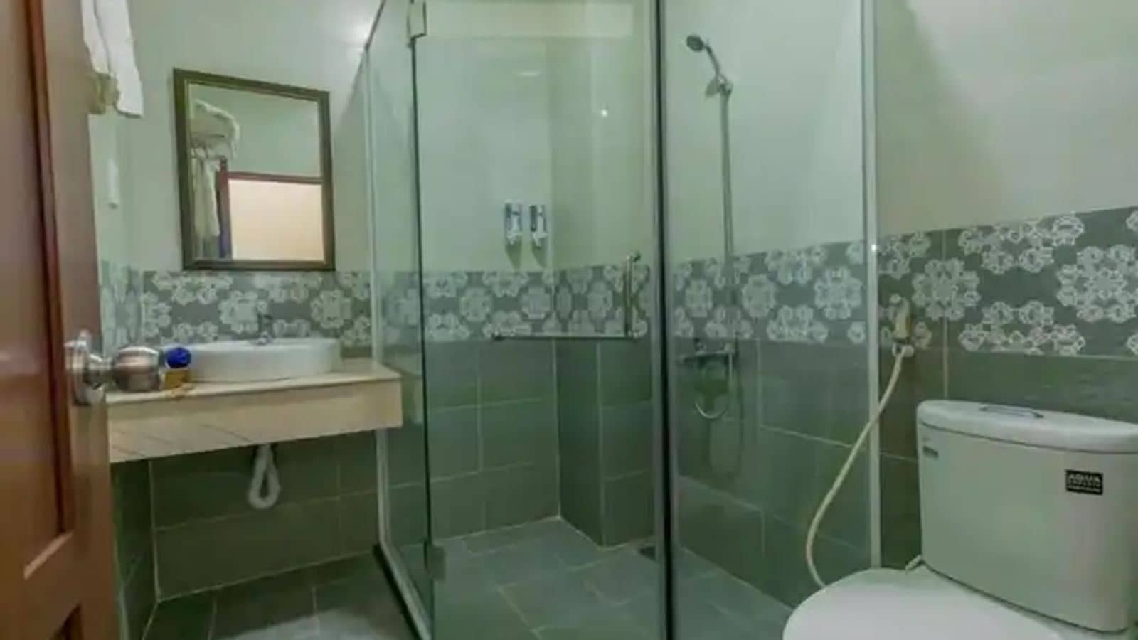 rooms-room-deluxe-garden-or-poolview-balcony-child-without-extra-bed