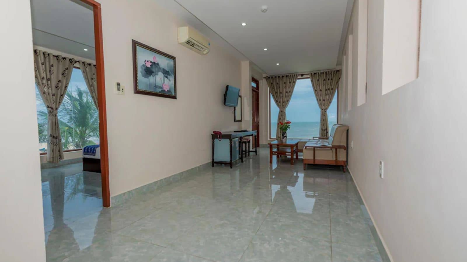 rooms-suite-room-front-ocean-view-child-without-extra-bed