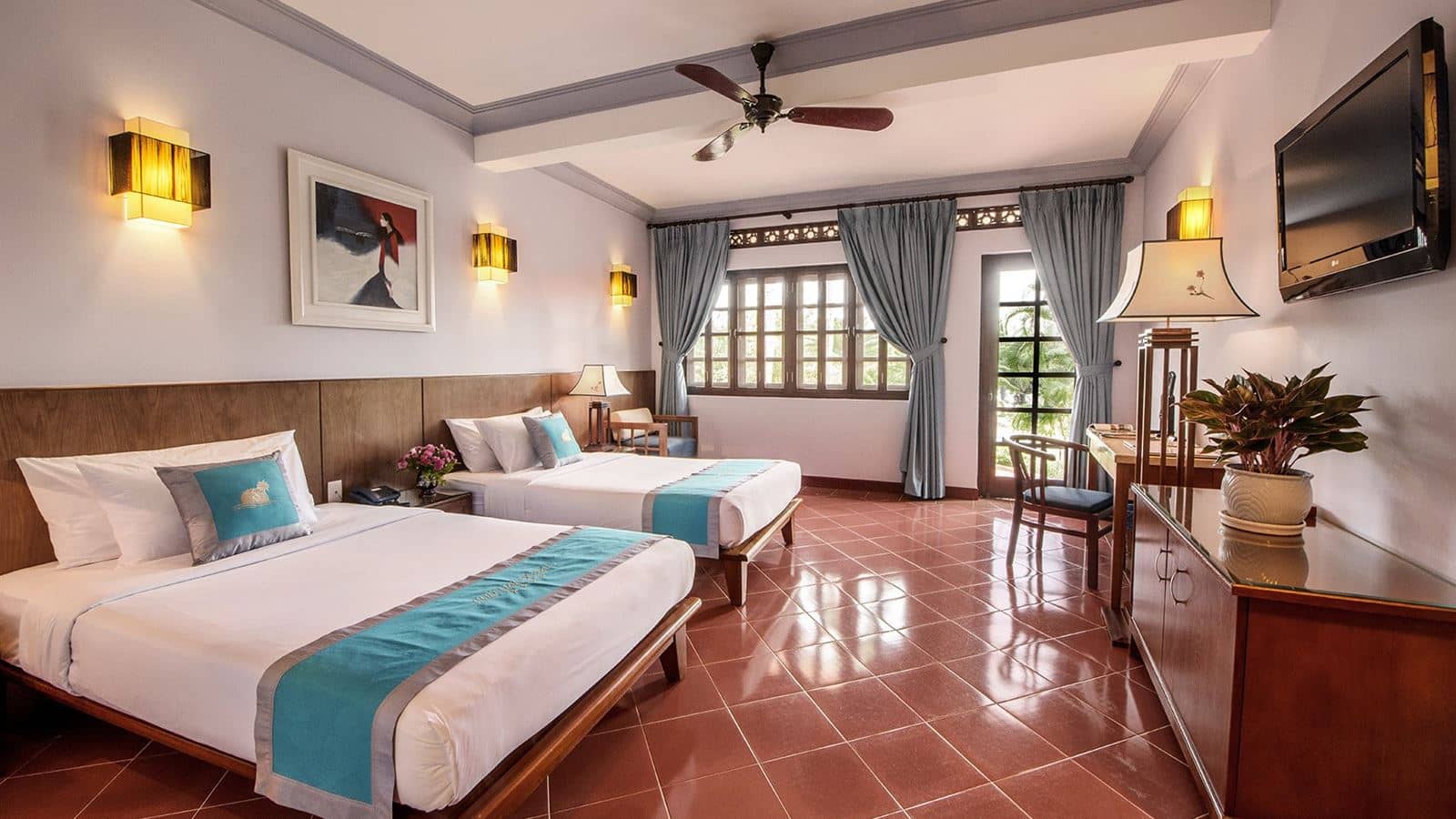 rooms-deluxe-room-with-balcony