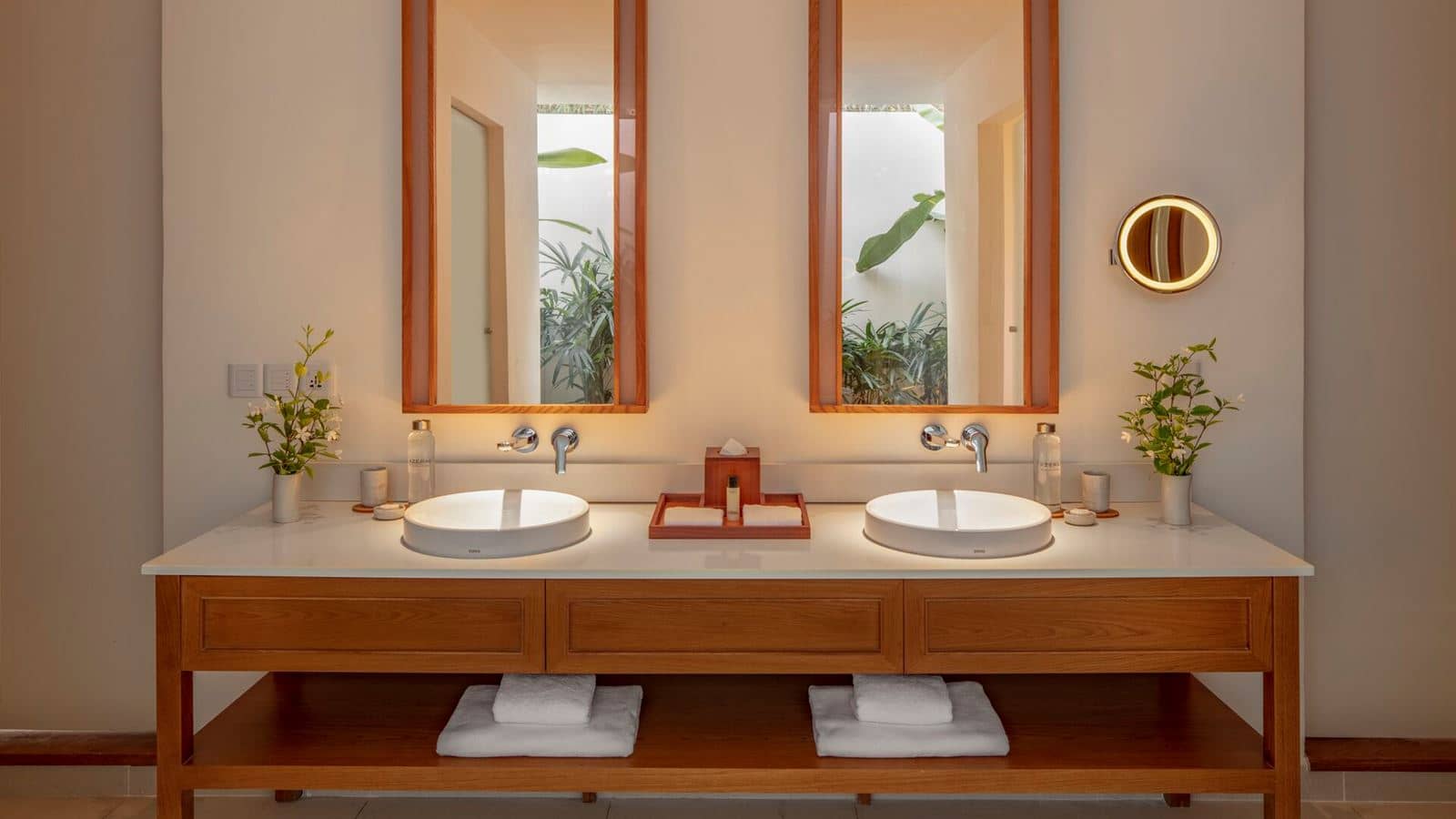 rooms-pool-deluxe-villa