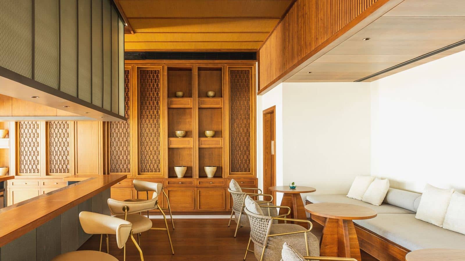 bars-the-lounge-bar