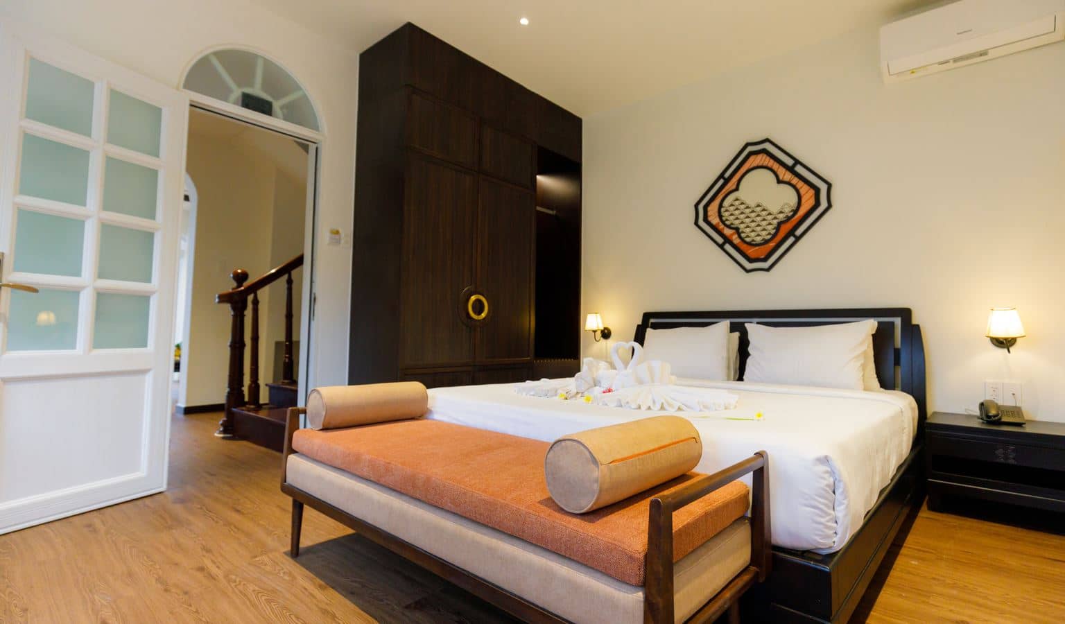 rooms-3bedroom-family-villa
