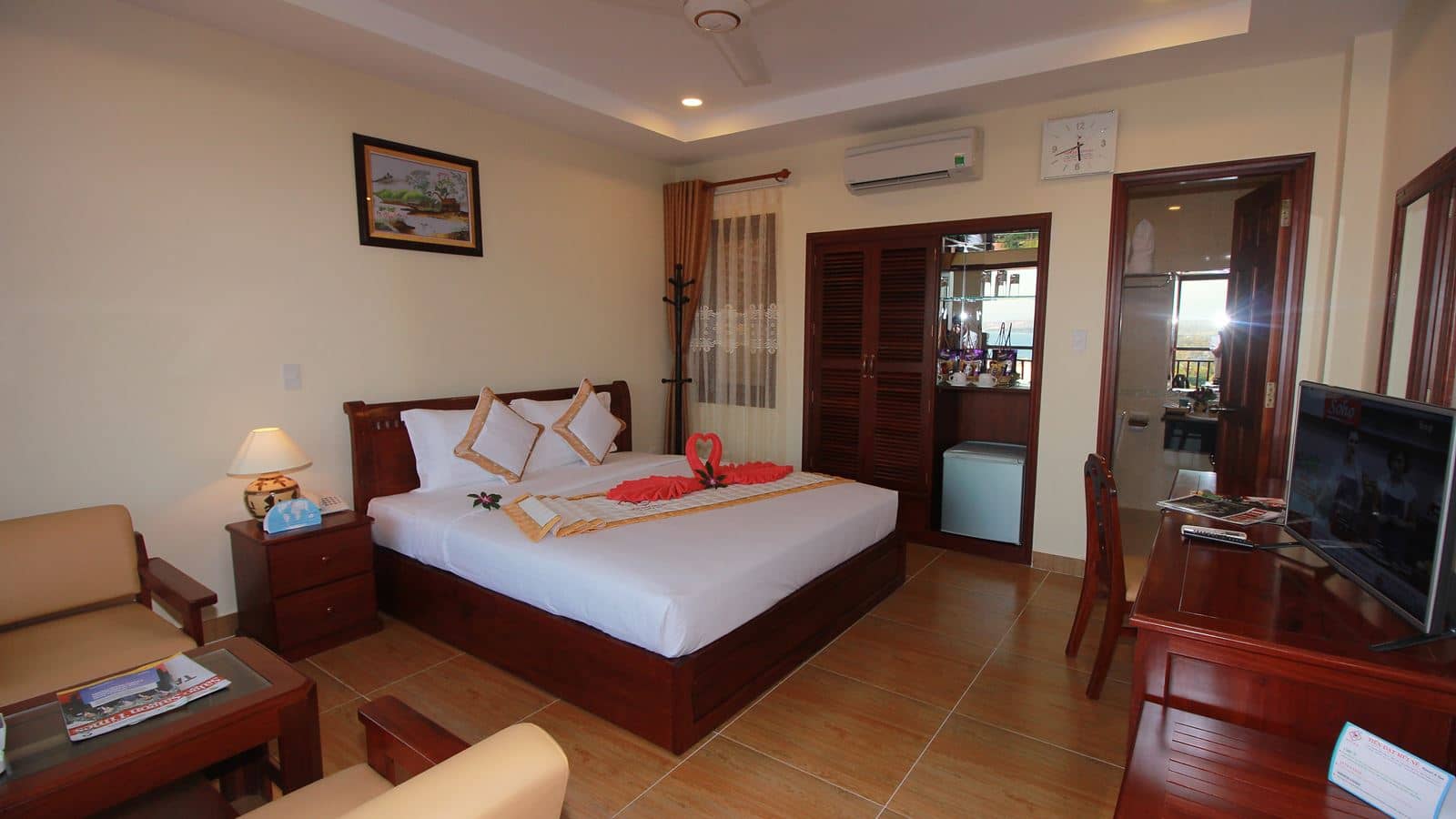 rooms-room-superior-at-hill-side-area