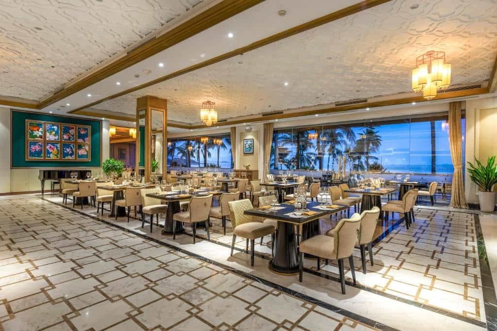 restaurants-restaurants
