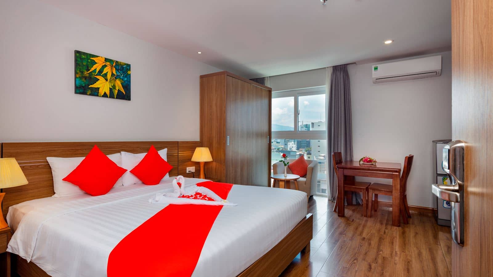 rooms-deluxe-double-apartments