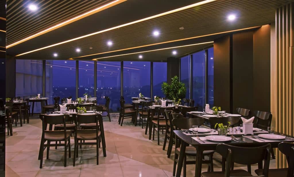 restaurants-restaurant