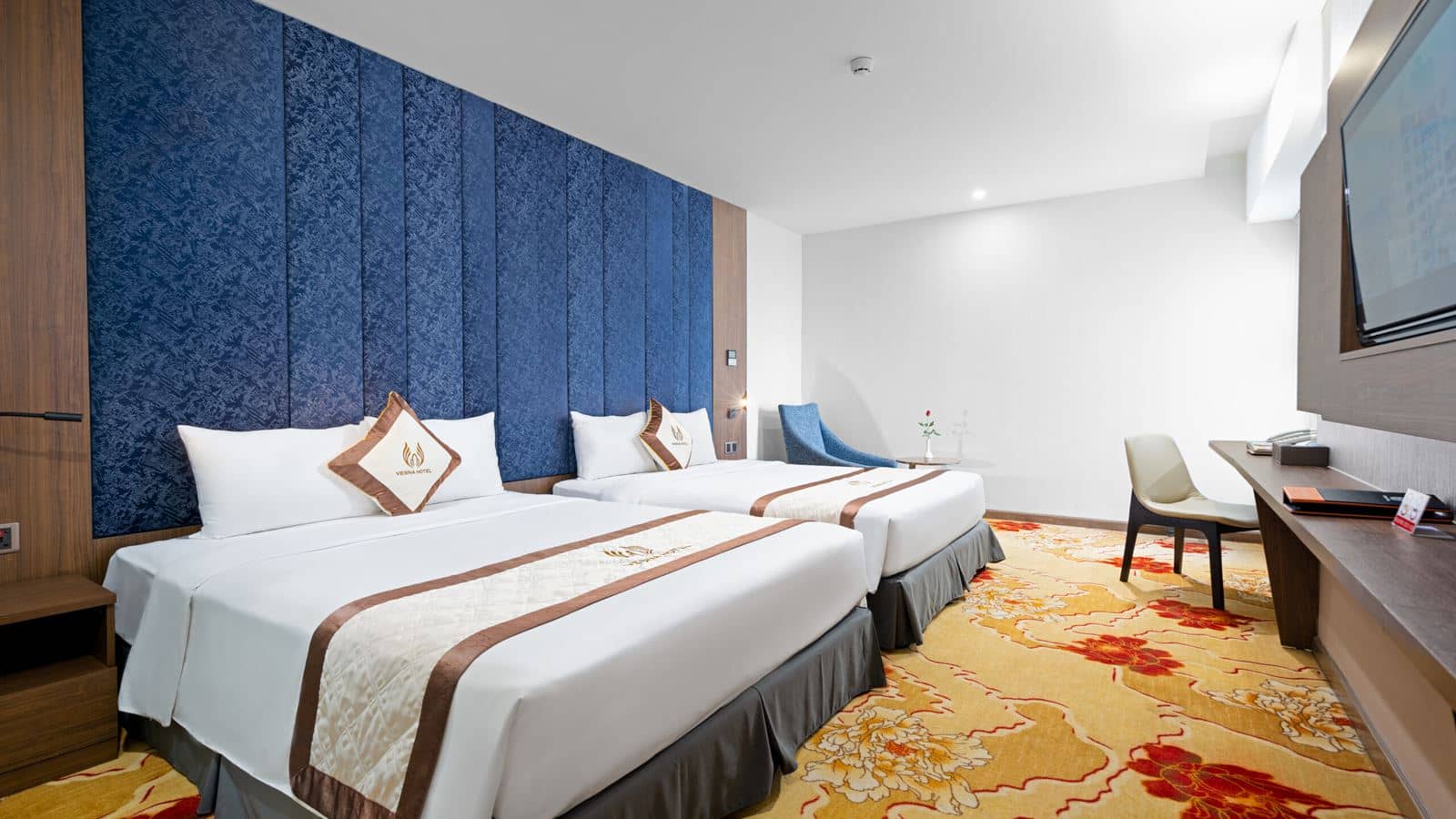 rooms-deluxe-quad