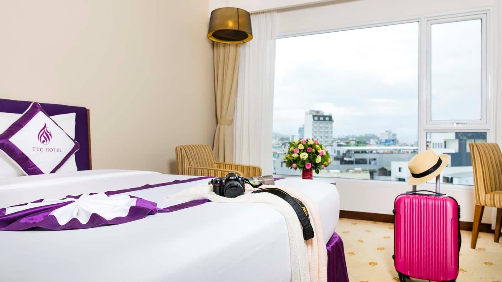 rooms-superior-city-view