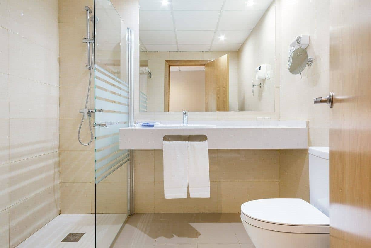 rooms-standard-room