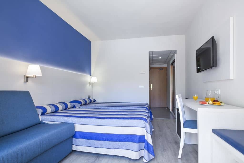 rooms-standard-room-balcony-or-terrace