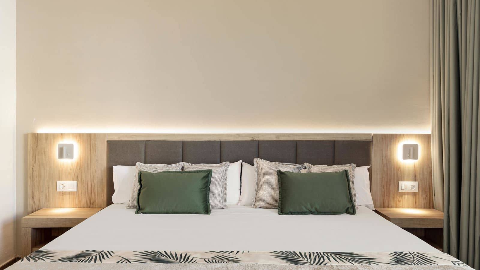 rooms-standard-room