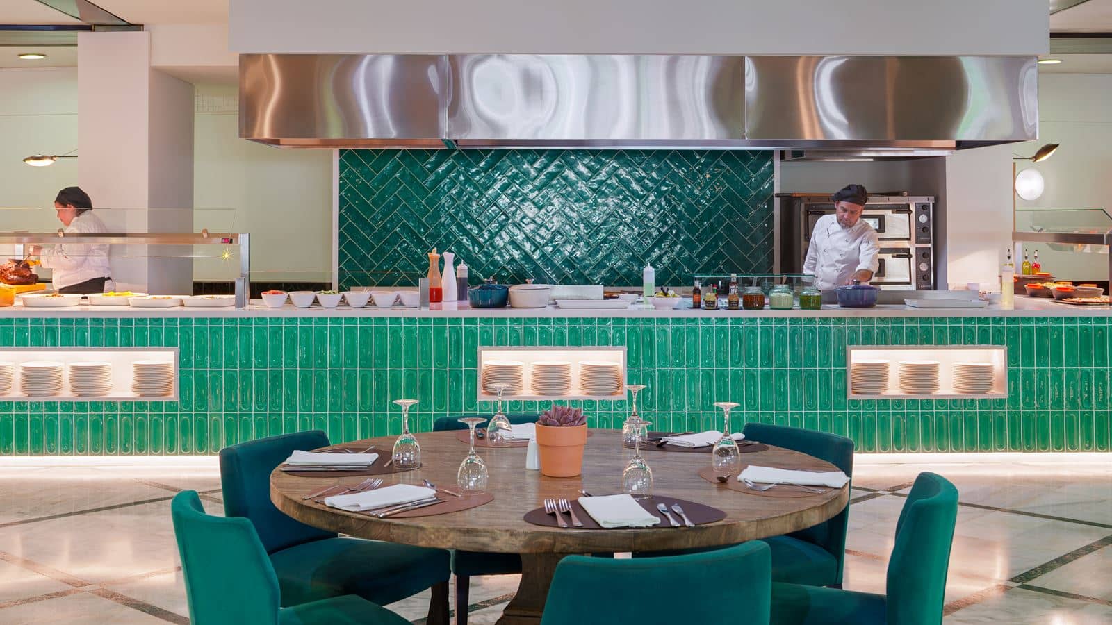 restaurants-restaurant