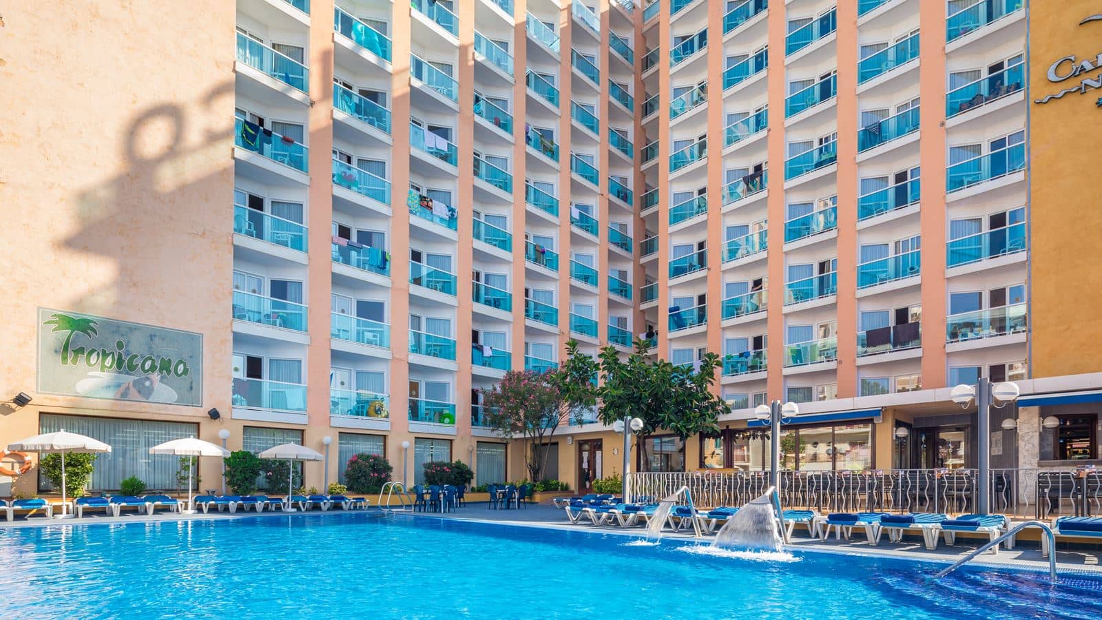 pools-outdoor-pool