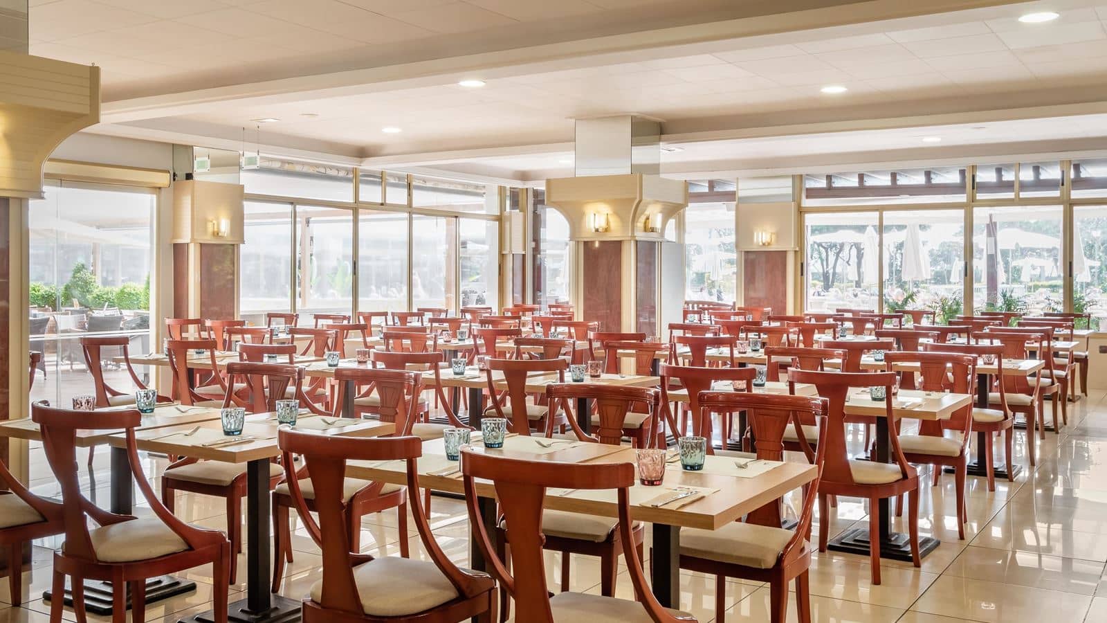 restaurants-main-restaurant