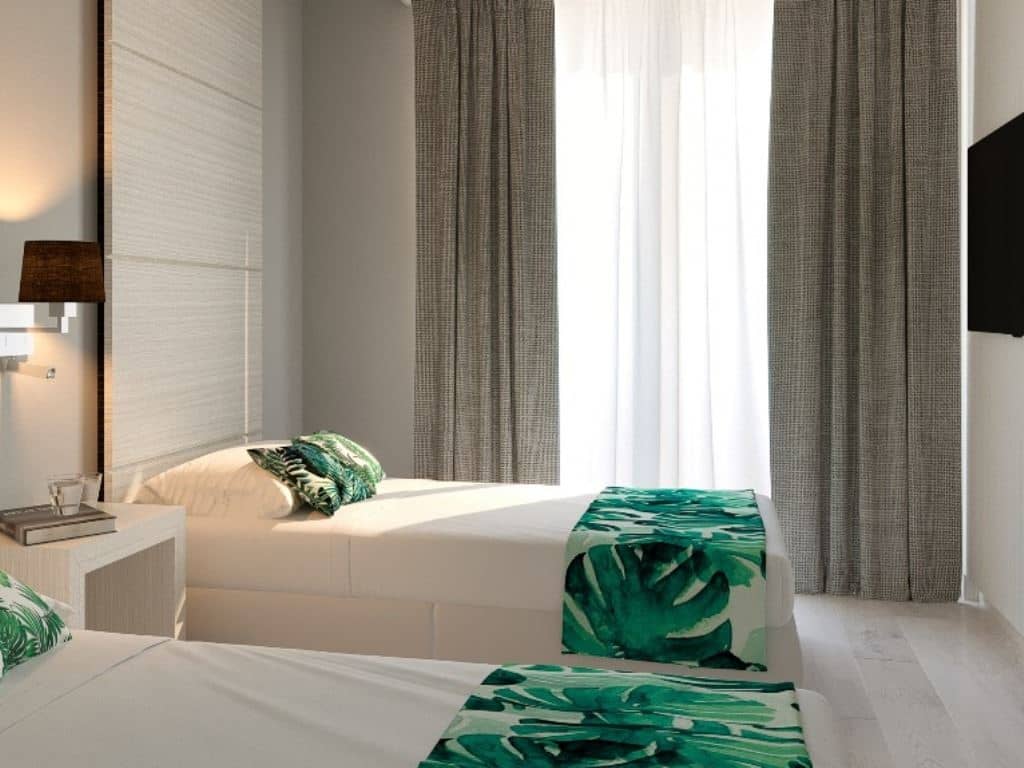 rooms-family-room