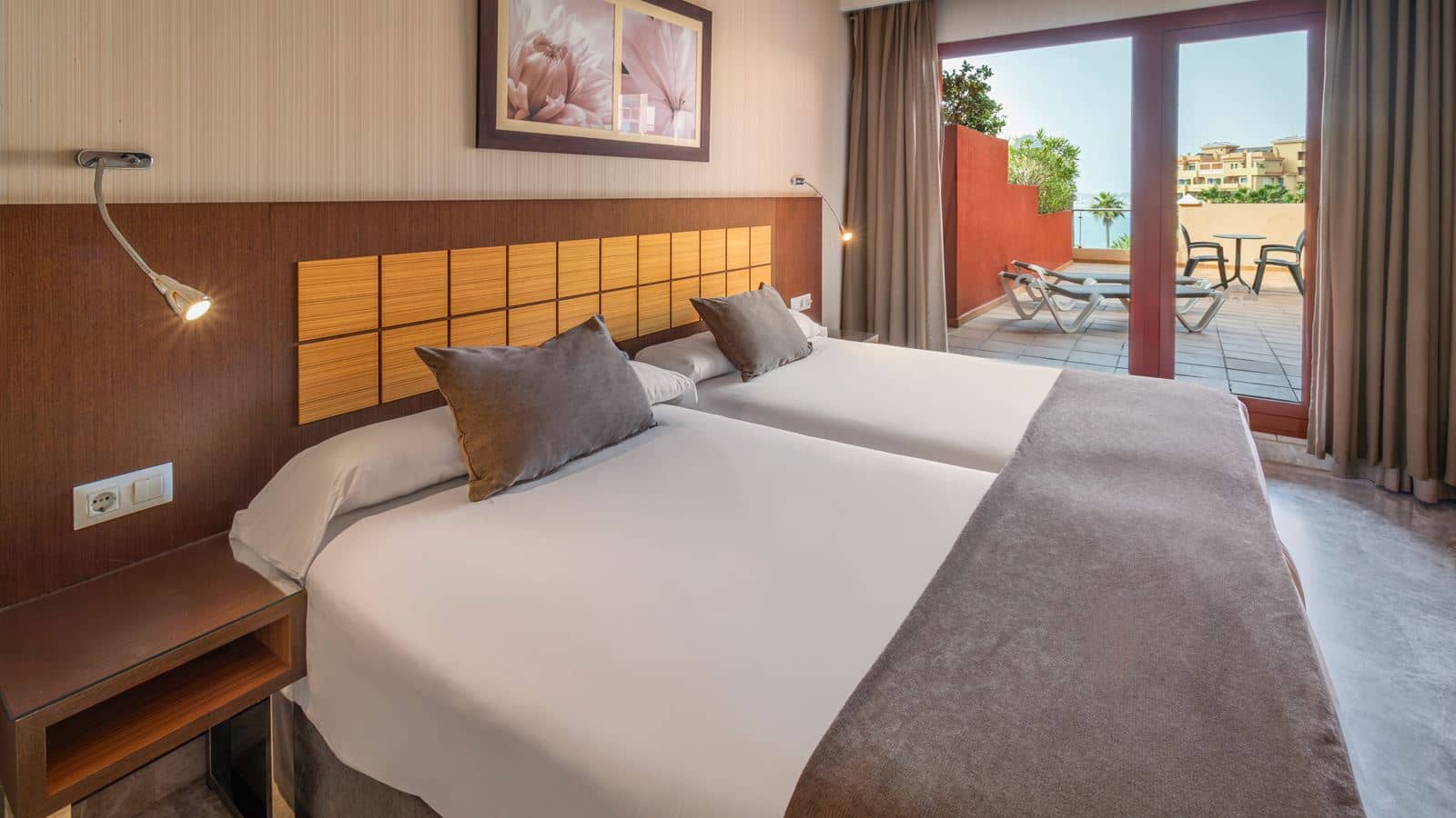 rooms-stv--suite-sea-view